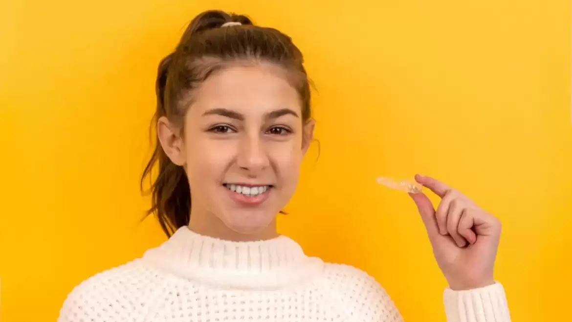 4 Ways Invisible Braces are Better than Metal Braces