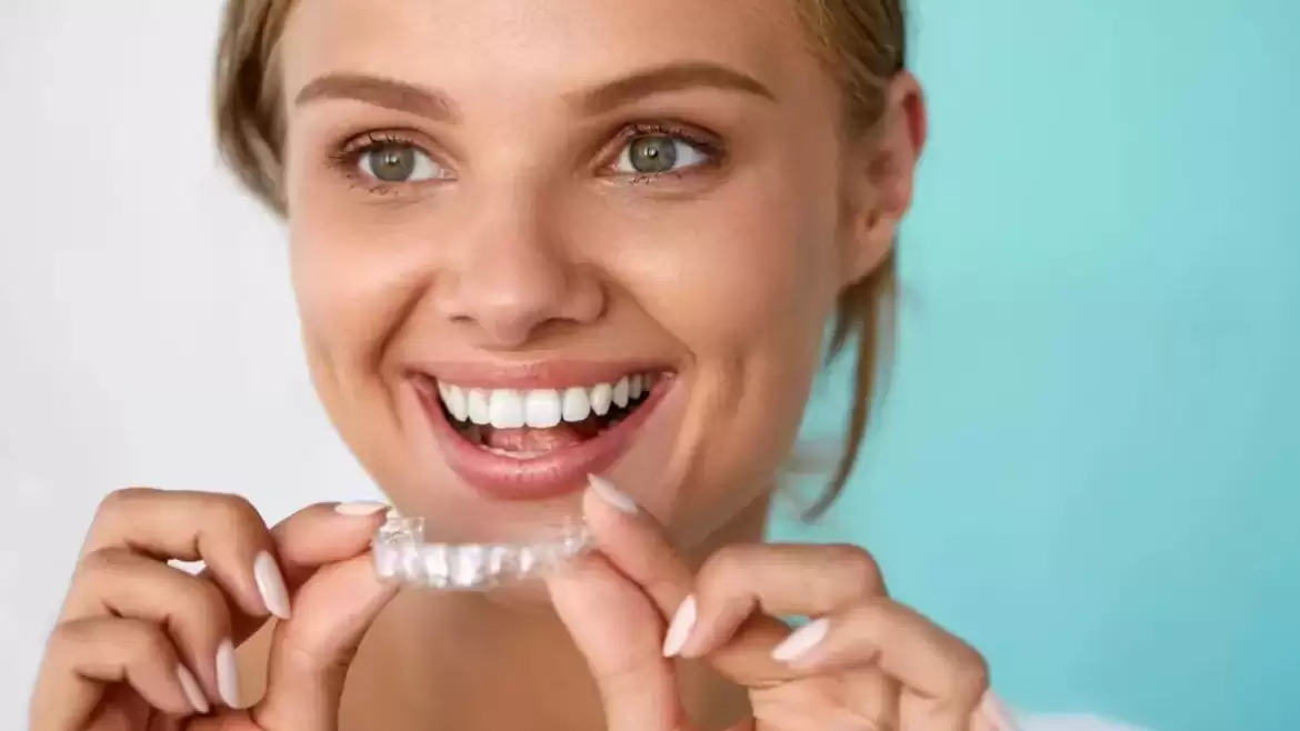 5 Signs That You Need Invisible Braces