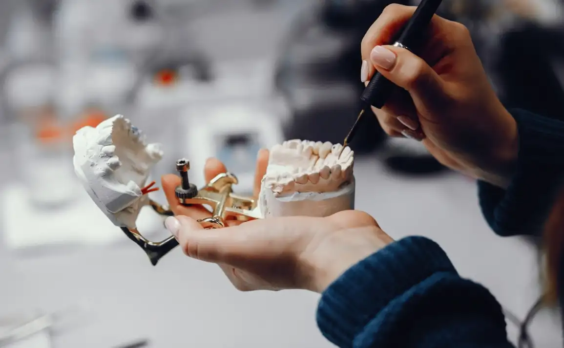 All-on-4 vs Dentures: Cost, Healing, and Who Benefits