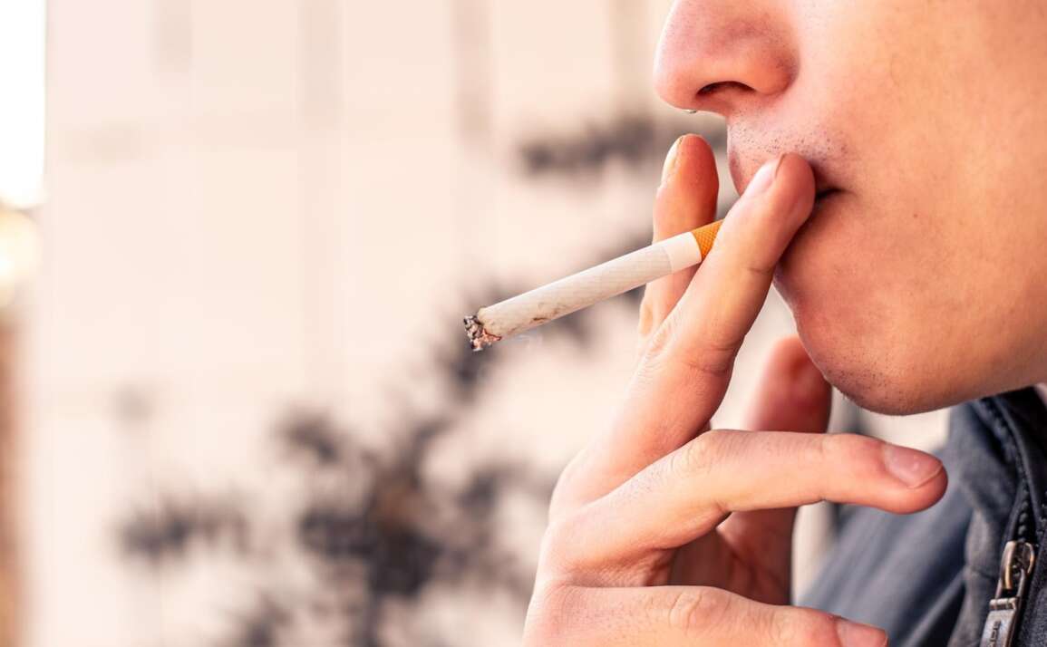 Smoking, Vaping and Dental Implants: How They Affect Healing and Success Rates