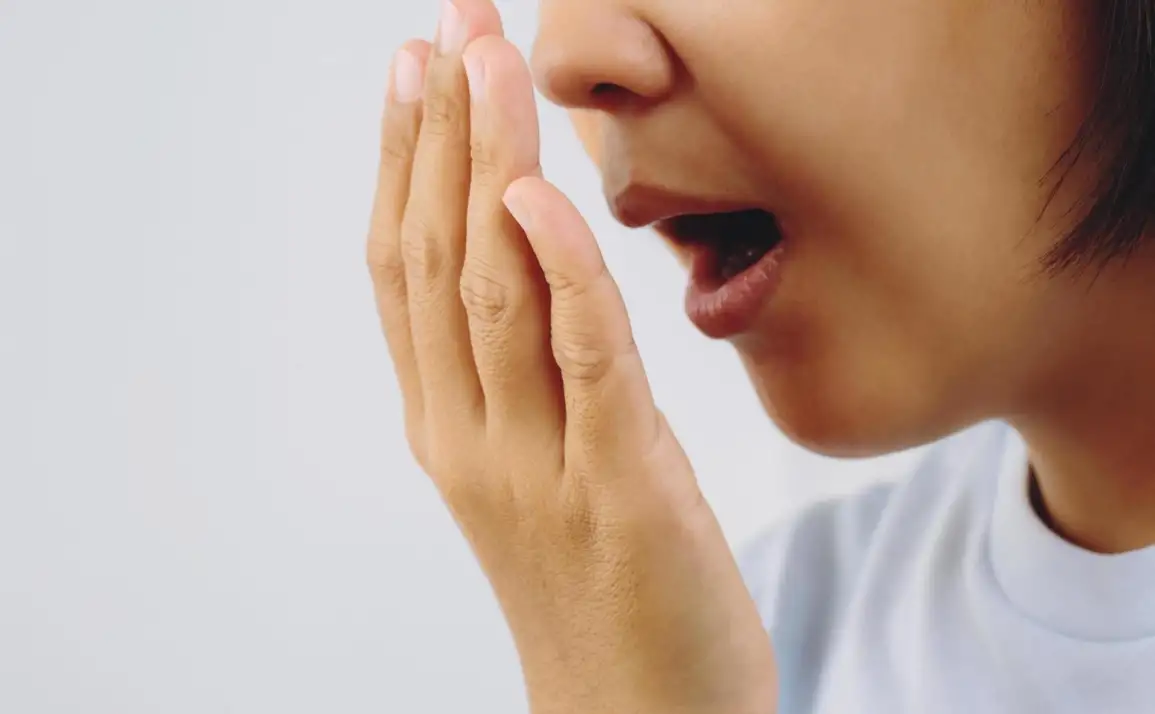 Can Wisdom Teeth Cause Bad Breath or a Bad Taste?